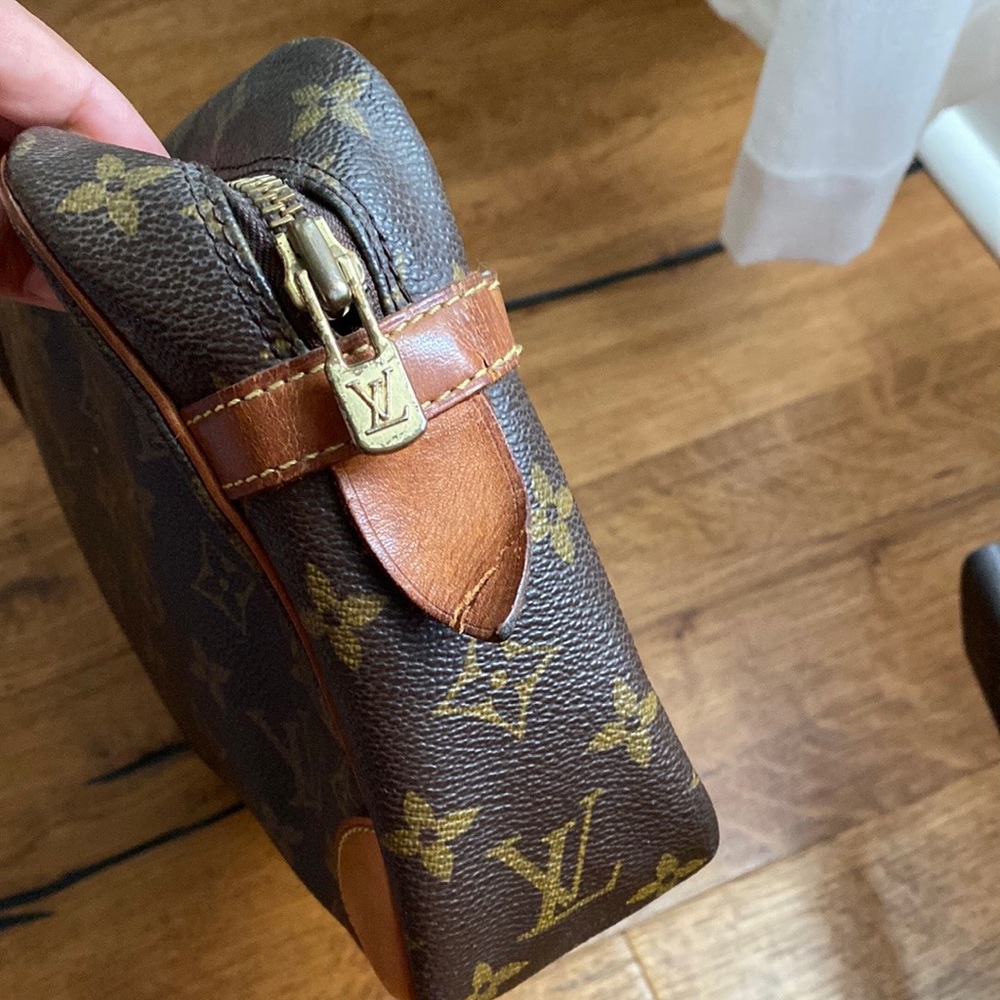 ✨ Authentic ✨Louis Vuitton - Picture 2 of 12
